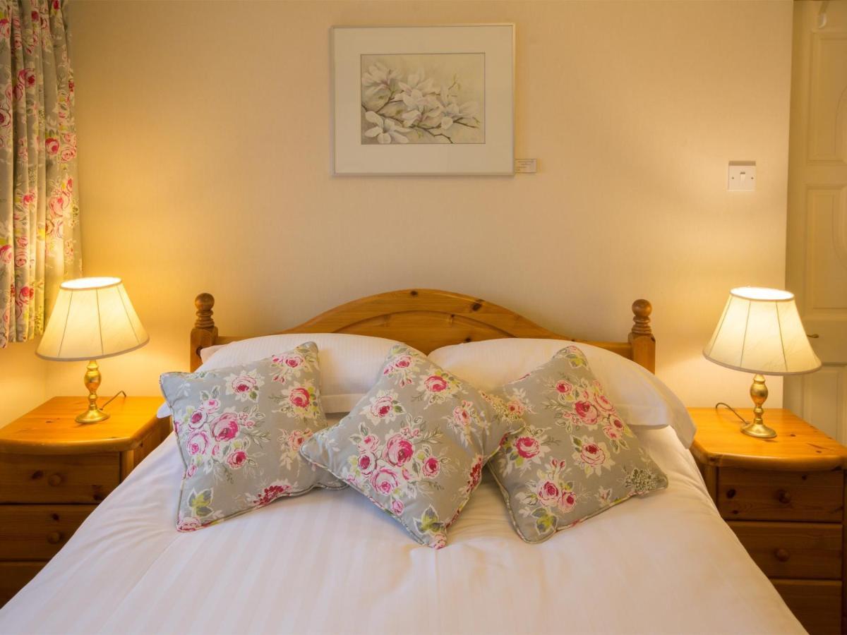 The Barrel Inn Eyam Room photo